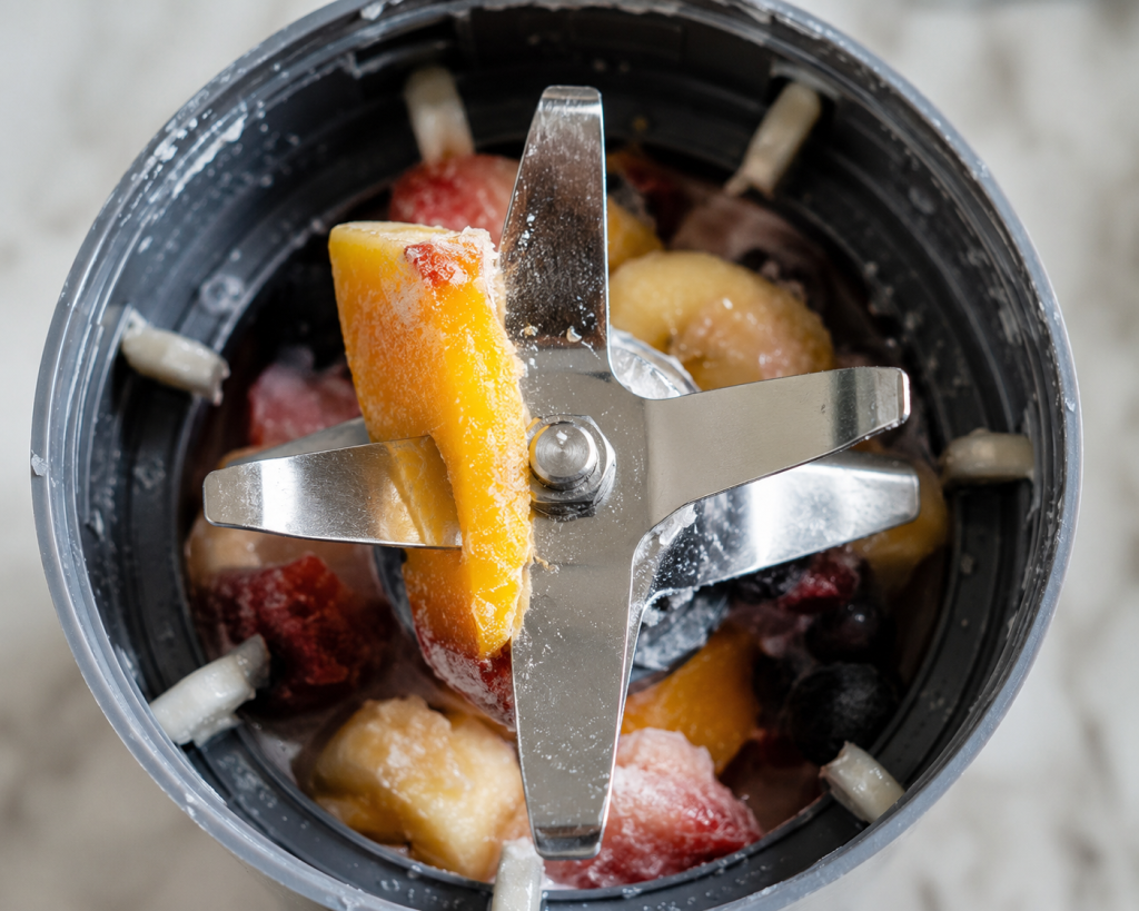 nutribullet-blade-jam-stuck